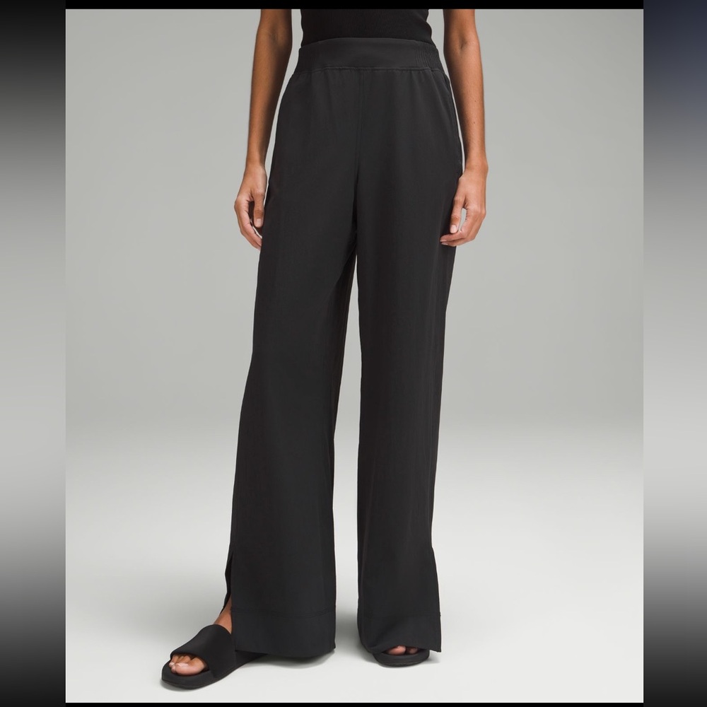 NWT Lululemon Stretch Woven Wide-Leg High-Rise Pant BLACK
